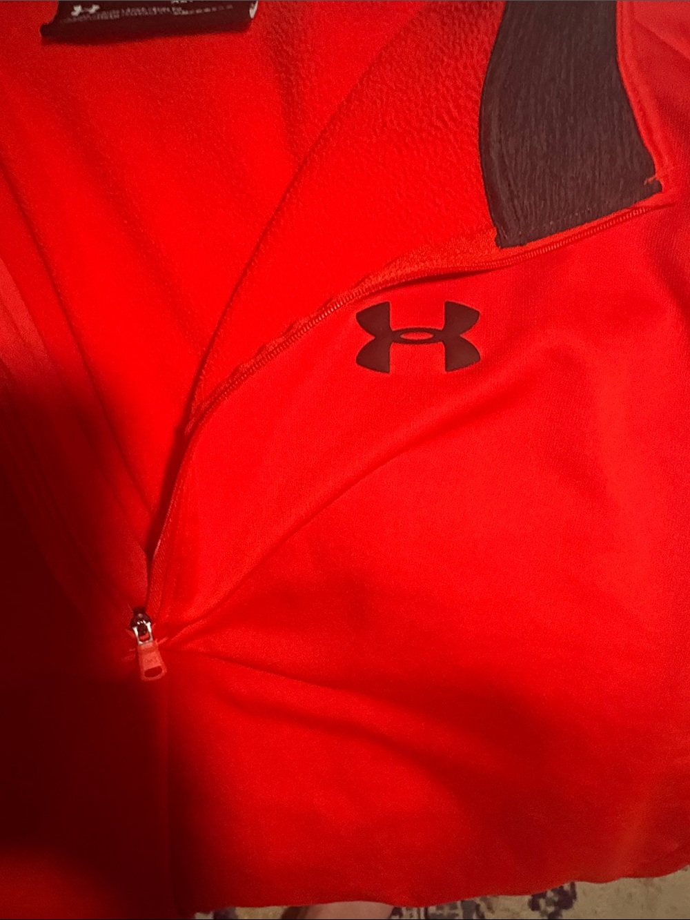 Under Armour Men’s Bright Red Half-Zip Performance Pullover - Picture 5 of 5